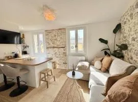 Le Cosy Revely, 2 pièces sur les remparts , climatisé