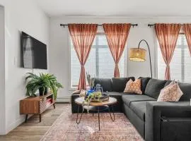 Mediterranean Near Whyte Ave Private Patio