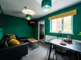 City Centre Stay Cosy House Sleeps 6