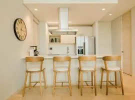Two bedrooms apt with views in Baru with jacuzzi