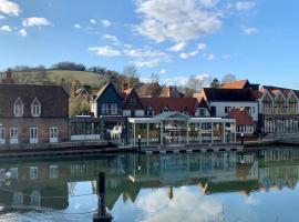 Goring Holiday House, Hotel in Goring