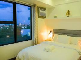 Stylish & Homey One-Bedroom Apartment in Soltana, Hotel in Agus