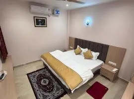 Hotel Madhavpriye