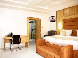 Immaculate Excellence Luxury Hotel, hotel Owerri városában