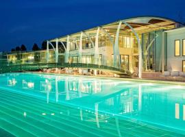 Riviera Golf Resort, отель в городе Сан-Джованни-ин-Мариньяно, рядом находится Международный автодром Мизано имени Марко Симончелли