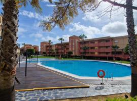Apartamento moderno en un Resort de 4 Estrellas: Islantilla'da bir otel