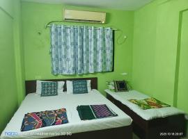 Private Room1 At Pushpanjali Residency Phase 2 Ghodbunder Road Ovale Thane West, hôtel à Kolshet