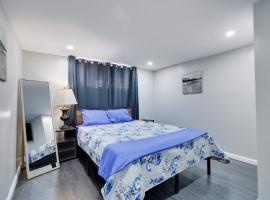 4BR Newark Stay w/ Parking And Fast Wi-Fi, Hotel in Newark