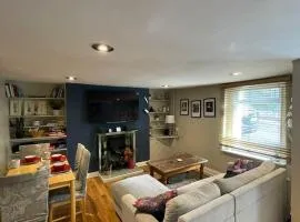 Cosy 2-Bed House City Centre