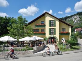 Landhotel zum Raben, hótel í Kipfenberg