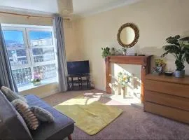 Cosy room in apartment tallaght