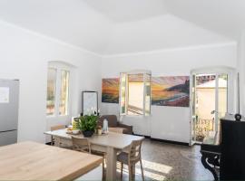 Hostel Bosmi Bed&Language Liguria, hotel din Sori