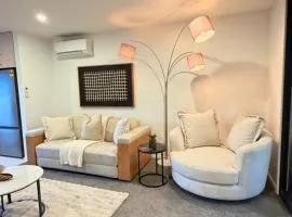 Serene Getaway - 2BR on Manchester Street