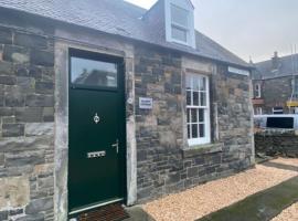 Elliott Cottage Your Retreat in Heart of Peebles, hotel u gradu Pibls