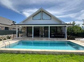 VİLLA YAZZ çandır, hotel v destinaci Candır