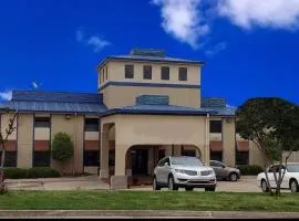 Baymont by Wyndham Ardmore I-35