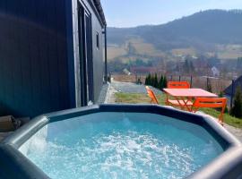 Domek Pośród Gór, hotel i Laski