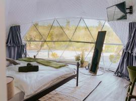 Olive Dome, Luxury Glamping Dome in Crete, Hotel in Gavalochori