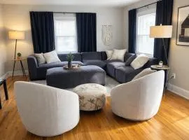 Beautiful Bungalow Next to UNC - Free Cruiser Bikes!