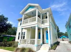 The Harmony Suite Near UF Shands & Downtown