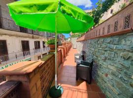 Alloggio con Giardino, Wi-Fi e Aria Condizionata, Hotel in Acquavella