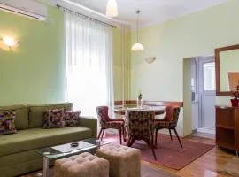 Opera Apartment - City Center