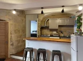 Appartement climatisé dans le centre historique d Aubenas