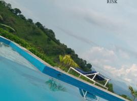 Harmony Risk โรงแรมในAlbán