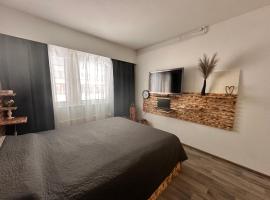 Bus station privat apartment, hotelli Närpiössä