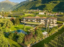 Viesnīca FAYN garden retreat hotel pilsētā Lagundo