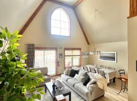 The Blue Escape Blue Mountain Chalet, Hotel in Blue Mountains