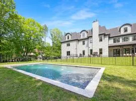 6BR Saddle River Mansion with Pool & Spa villa
