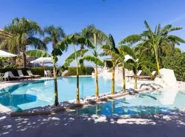 Studio for couples in Capo Vaticano with pool
