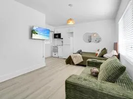 Stylish Miami Studio Next to Wynwood & Downtown
