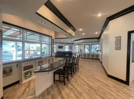 Luxury Tarpon Springs Waterfront w Gulf Access