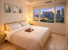 907 Air Condo Urban Retreat 1BR w City View MOA