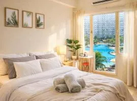 633 Air Condo Pool View Escape Cozy 1BR w Sofa Bed