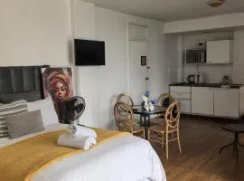 Unit 128 Oceanic Hotel