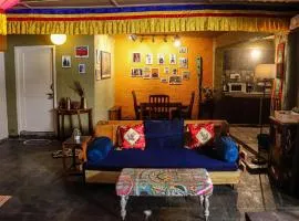 Independent Tibetan Mud House Studio