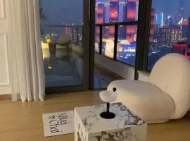 Cashcow Night View Apartment 摇金夜景民宿 宝格丽金