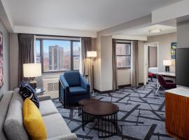 DoubleTree by Hilton Hotel & Suites Pittsburgh Downtown, hotel u gradu Pitsburg
