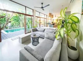 Villa Bayu 2BR Getaway 10 Mins to Finns & Atlas