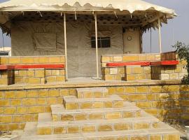 Desert Iceland Camp & Resort Jaisalmer, hotel a Jaisalmer