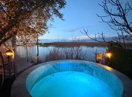 446 Tiny House Shirokë