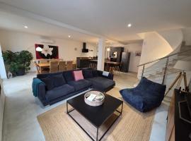 Maison d'artiste entre mer et vignes, hotel a Florensac