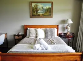 Parnwell Villa Apartment - The Tropical Oasis
