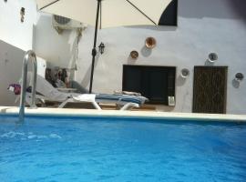 ALCALA GETAWAY TELETRABAJO RELAx – hotel w mieście Santa Ana