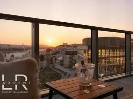 Golden Suite, RIVER&OLD TOWN VIEW, FREE Parking