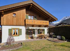 Bletschers Hoamat, отель в Миттенвальде