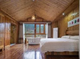 Astria Moruo Retreat